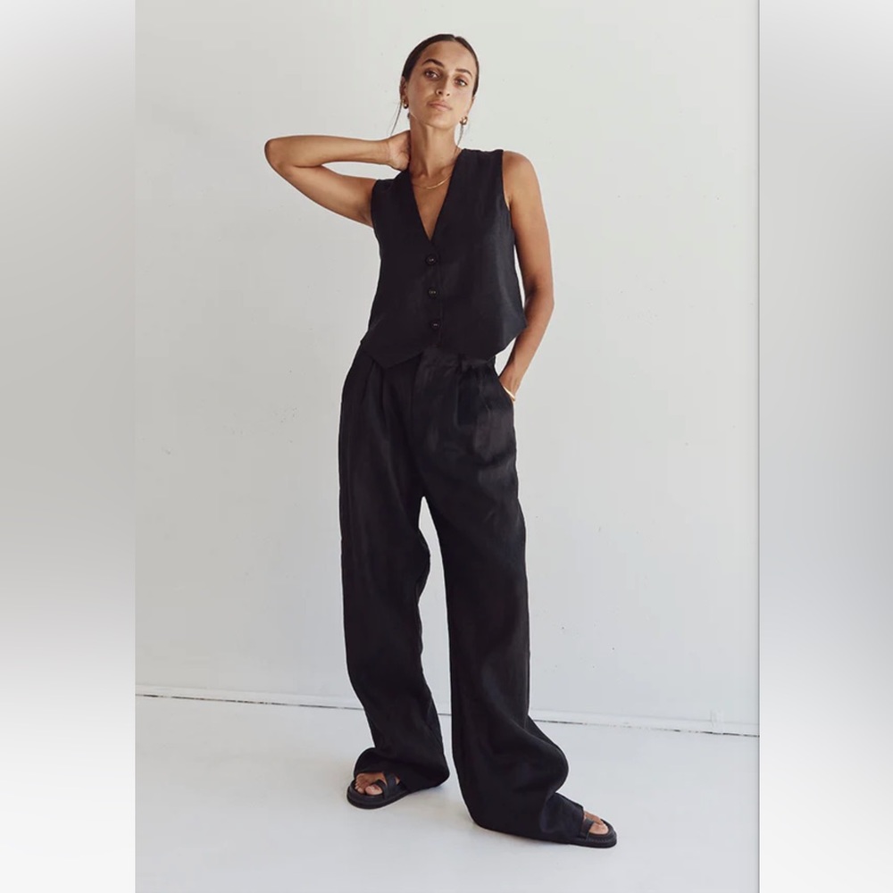 Dissh black linen pants